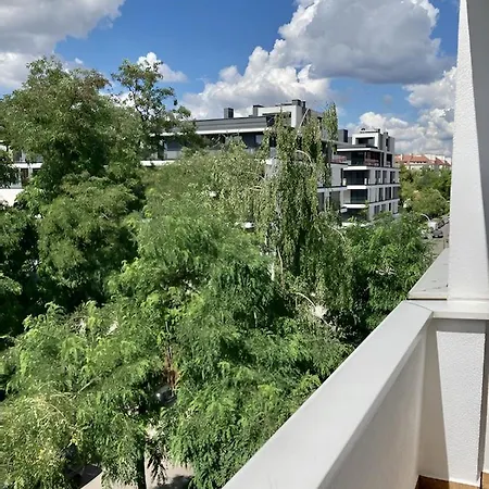 Spacious, Quiet And Bright Apartment, Close Center - Backyard Parking - Mokotow Warschau